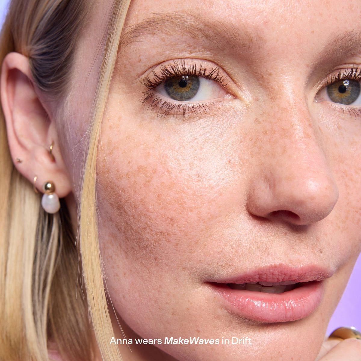 MakeWaves® Mascara E3