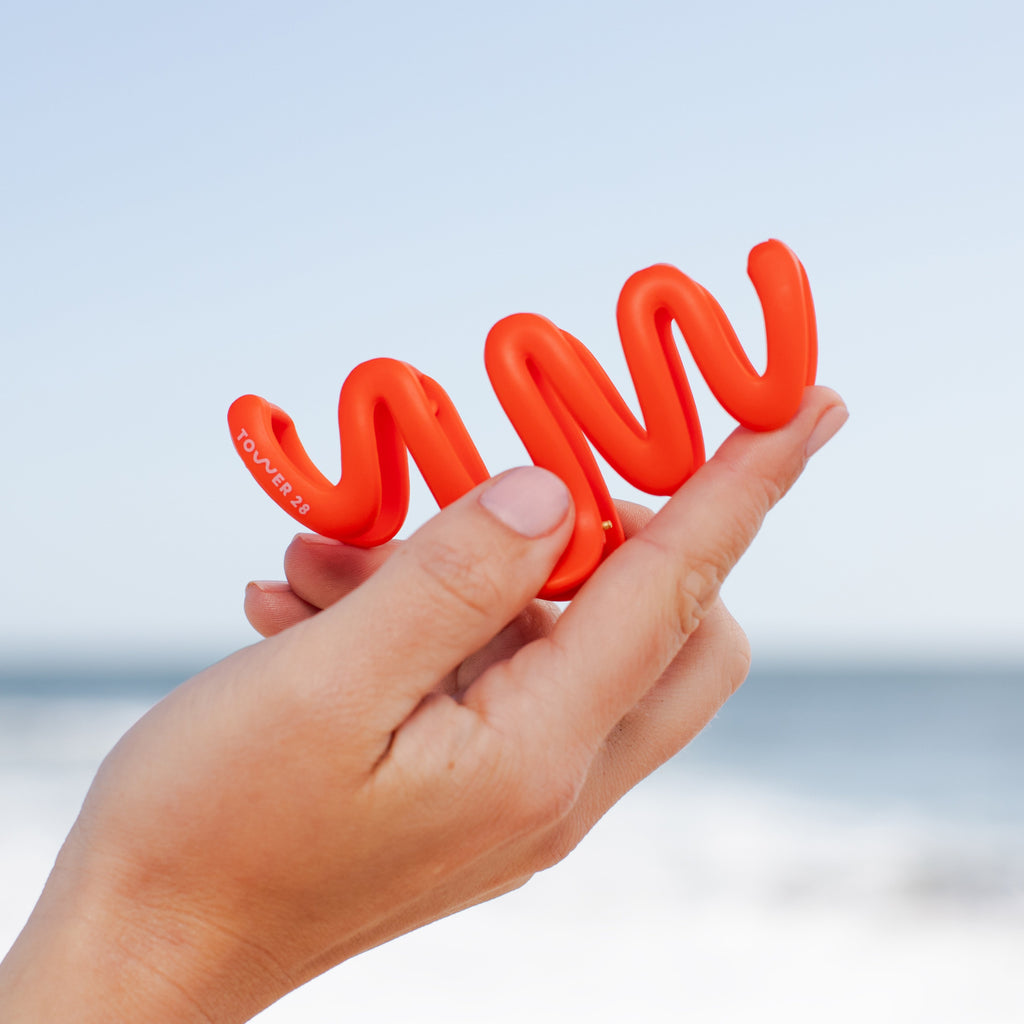 The ‘W’ Claw Clip Y5