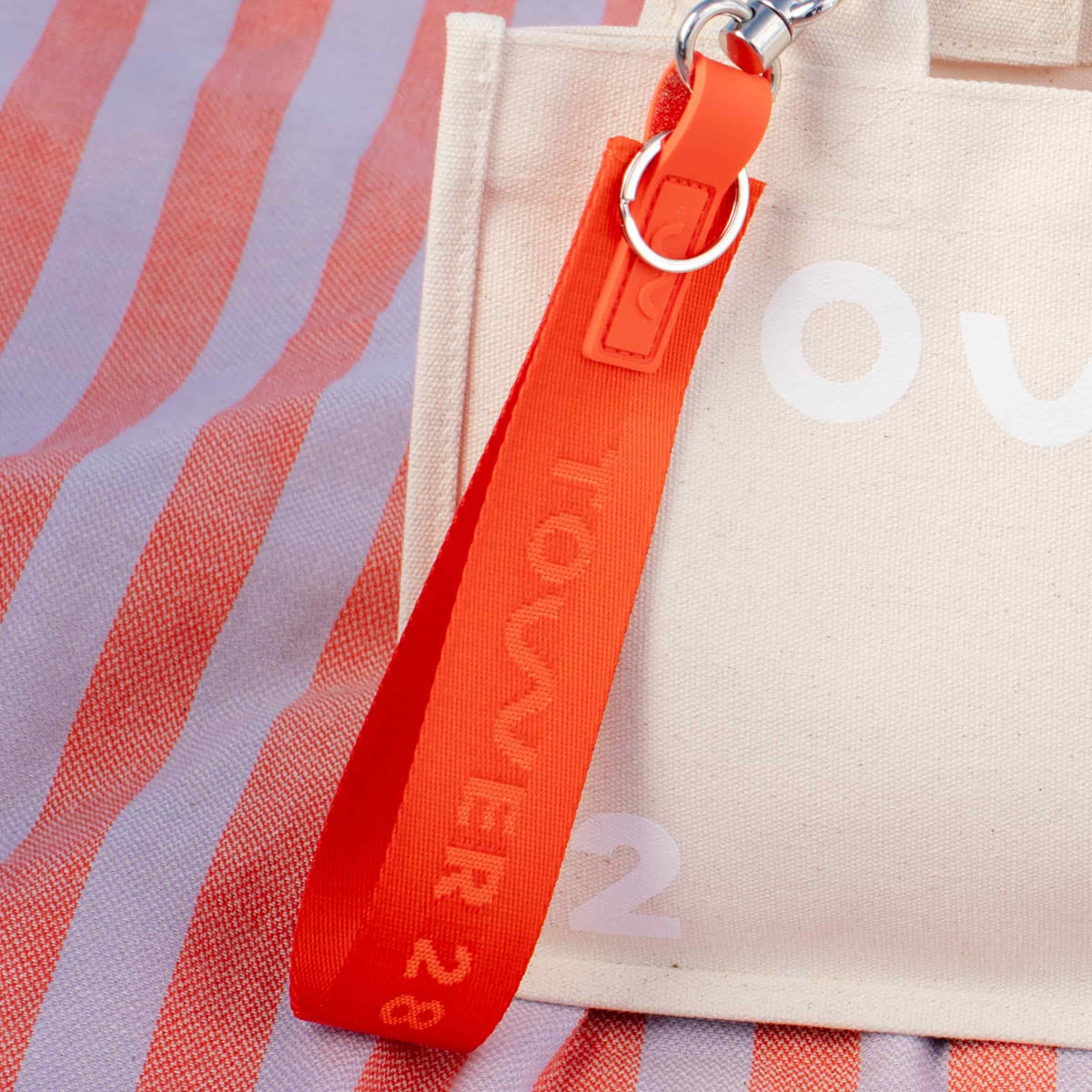 Keep-It Together Keychain U6